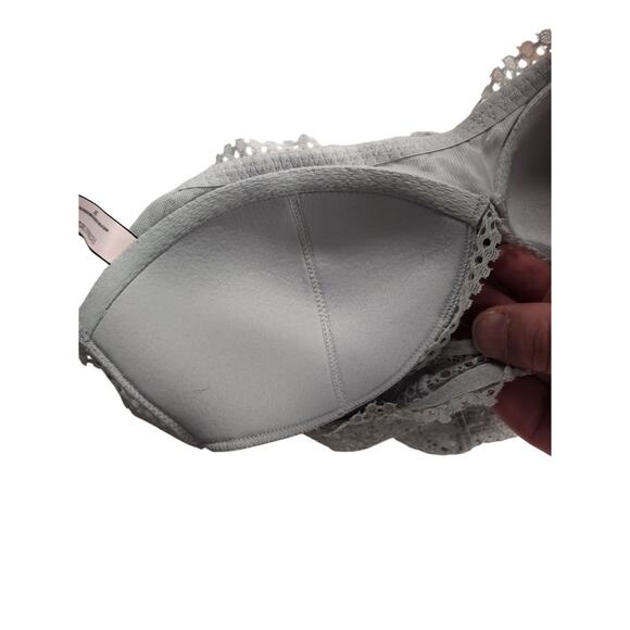 Victoria's Secret bralette size small - Picture 3 of 4